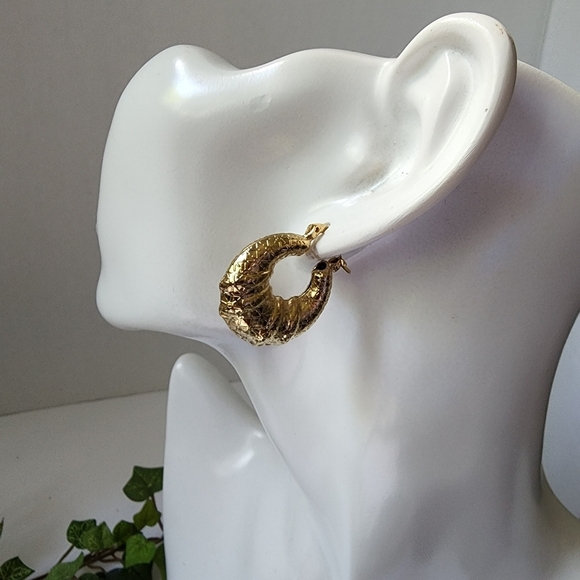 Textured Hallow Hoop Earrings Gold filled - Picture 4 of 5